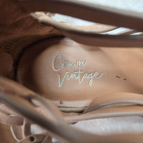 Crown Vintage Strappy Sandal 9.5 Tan Suede Stud Boho Gladiator Chunky Block Heel - Picture 11 of 11